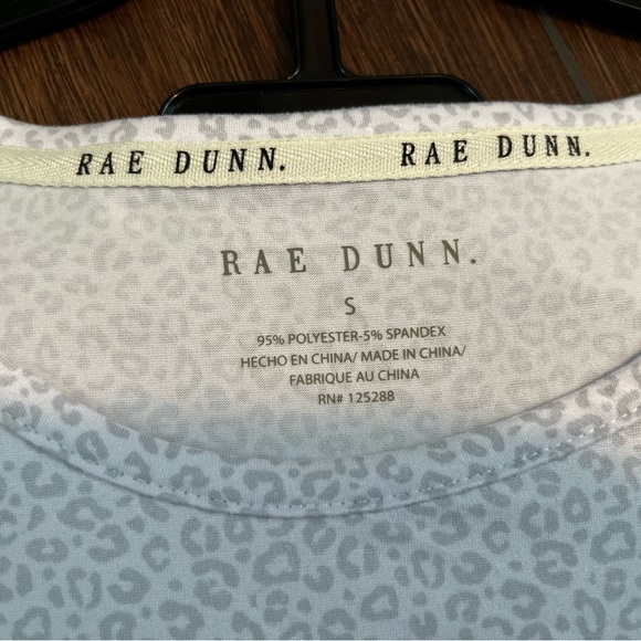 NWT Rae Dunn TWO-PIECE pajama set! FEARLESS and GRATEFUL. Both size S. MSRP $96 - Picture 6 of 11